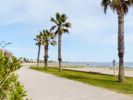 Appartement lumineux à Gruissan, 2 chambres, proche plage, parking sécurisé, mini-box WIFI, non-fumeur - Photo 11