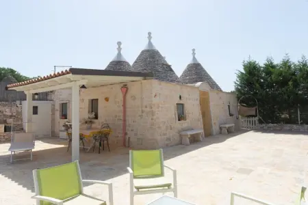 Trullo Filippo Ostuni, Maison de Vacances à Valle d'Itria avec Piscine - Photo 6