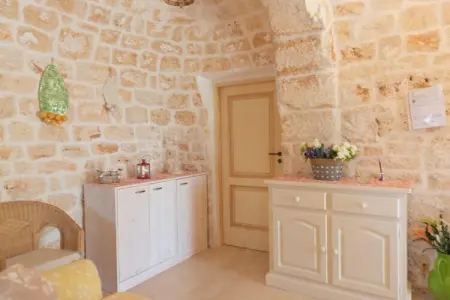 Trullo Filippo Ostuni, Maison de Vacances à Valle d'Itria avec Piscine - Photo 13