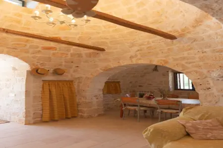 Trullo Filippo Ostuni, Maison de Vacances à Valle d'Itria avec Piscine - Photo 16