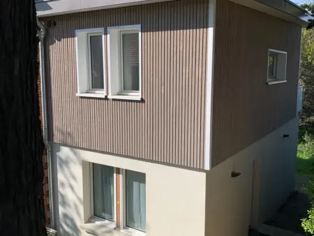 Studio lumineux avec loggia, à 50m de la plage, parking privé, proche commerces et restaurants - Photo 12