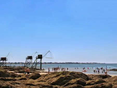 Studio lumineux avec loggia, à 50m de la plage, parking privé, proche commerces et restaurants - Photo 18