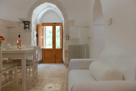 Trulli Azzalema Cisternino, Trulli dans la vallée d'Itria avec piscine - Photo 5