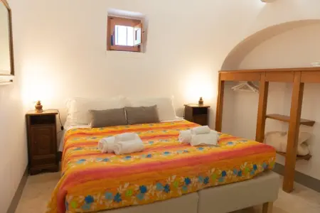 Trulli Azzalema Cisternino, Trulli dans la vallée d'Itria avec piscine - Photo 22