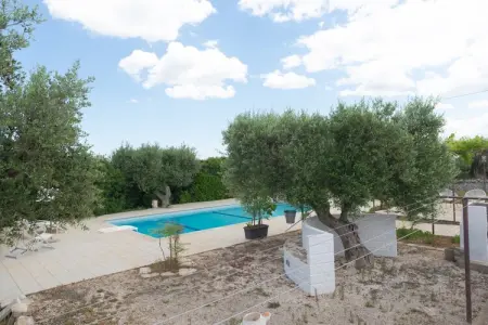 Trulli Azzalema Cisternino, Trulli dans la vallée d'Itria avec piscine - Photo 52