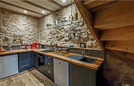 Beautifully renovated barn, Maison 8 personnes à Lunac - Photo 14