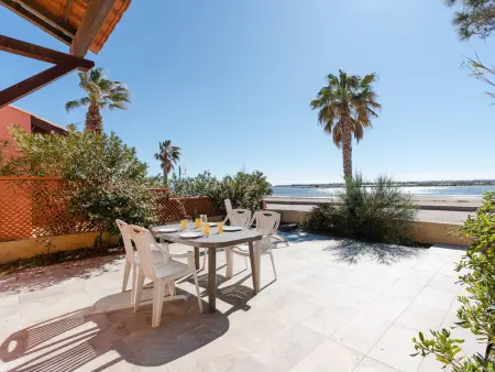 Superbe Pavillon à Gruissan avec Terrasse sur Plage, 2 Chambres, Parking et Wifi - Photo 6