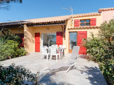 Superbe Pavillon à Gruissan avec Terrasse sur Plage, 2 Chambres, Parking et Wifi - Photo 8