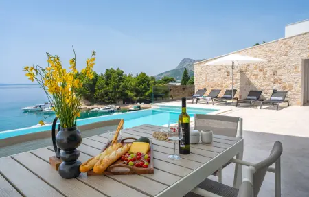 Maison 10 personnes à Omis - Photo 1