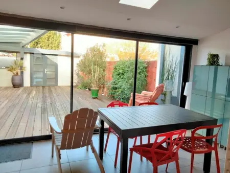 Maison rénovée avec goût, proche plage et marché, 6 couchages, terrasse, Wi-Fi, non fumeur - Photo 5