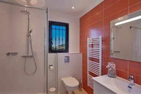Superbe villa 8 personnes avec piscine et vue mer, Superbe villa avec piscine et vue sur la mer - Photo 24