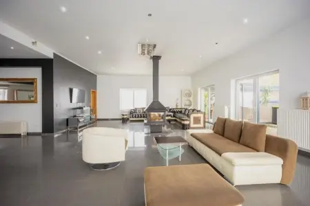 Magnifique maison de vacances pour 10 adultes avec pscine intérieure  Sauna Bains à remous et  Hamam, Maison de vacances à Verviers avec sauna - Photo 2