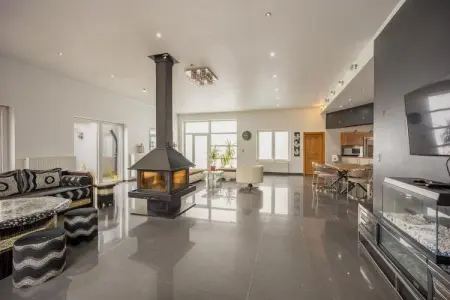Magnifique maison de vacances pour 10 adultes avec pscine intérieure  Sauna Bains à remous et  Hamam, Maison de vacances à Verviers avec sauna - Photo 5