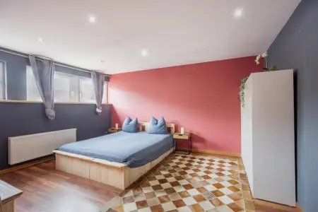 Magnifique maison de vacances pour 10 adultes avec pscine intérieure  Sauna Bains à remous et  Hamam, Maison de vacances à Verviers avec sauna - Photo 12