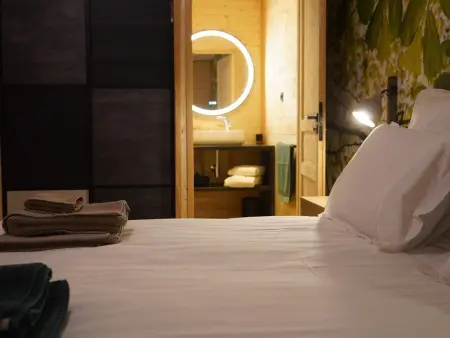 Lodge familial avec jacuzzi privatif, accès piscine et nombreuses activités au bord du golf - Photo 4
