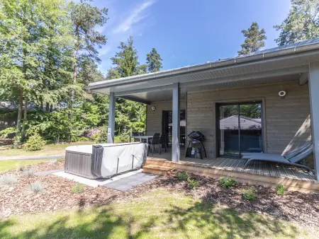 Lodge familial avec jacuzzi privatif, accès piscine et nombreuses activités au bord du golf - Photo 8