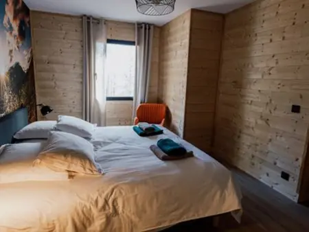 Golf, Bain à Remous, Piscine et Activités Ludiques : Lodge de Luxe pour 4 Adultes + 2 Enfants - Photo 13