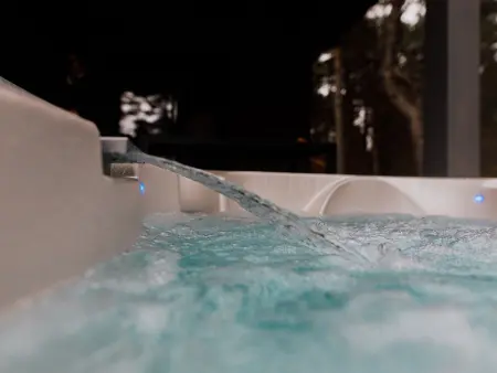 Golf, Bain à Remous, Piscine et Activités Ludiques : Lodge de Luxe pour 4 Adultes + 2 Enfants - Photo 15
