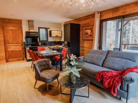 Évasion luxueuse avec spa privatif, golf et activités pour tous au Chambon-sur-Lignon - Photo 1