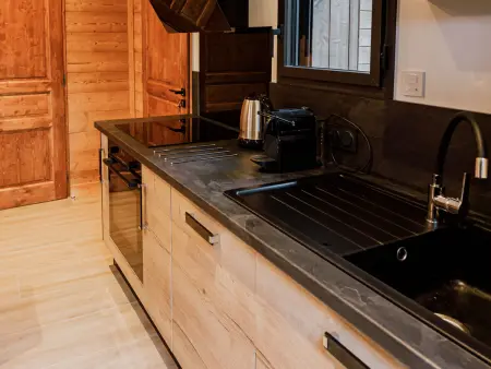 Évasion luxueuse avec spa privatif, golf et activités pour tous au Chambon-sur-Lignon - Photo 3