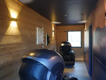 Évasion luxueuse avec spa privatif, golf et activités pour tous au Chambon-sur-Lignon - Photo 28