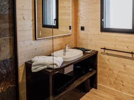 Lodge PMR avec jacuzzi privatif, accès spa et activités au bord du golf! - Photo 11