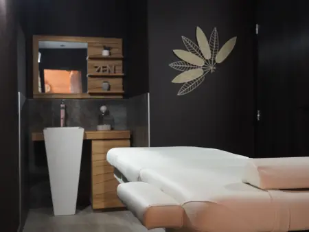 Lodge PMR avec jacuzzi privatif, accès spa et activités au bord du golf! - Photo 35