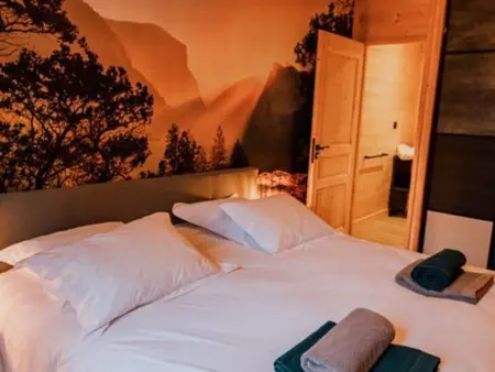 Lodge avec bain à remous privatif, proche du golf et piscine réservée - Confort et activités garanties - Photo 4
