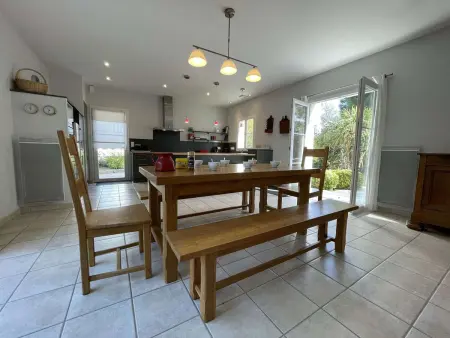 Villa 6 pièces avec jardin clos, animaux admis, Wi-Fi gratuit et proche plage - Saint-Georges-d’Oléron - Photo 4
