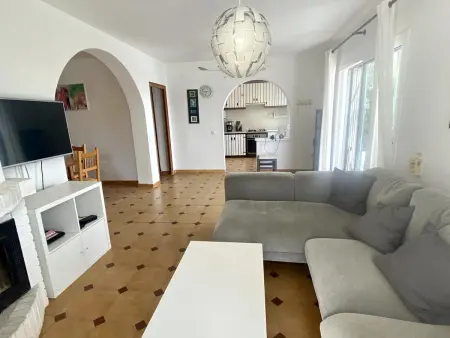 Villa avec Piscine, Proche Mer et Plages, Idéale pour Familles, Costa Dorada - Photo 10
