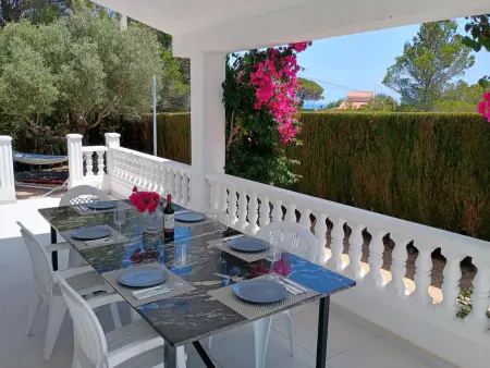 Villa avec Piscine, Proche Mer et Plages, Idéale pour Familles, Costa Dorada - Photo 23