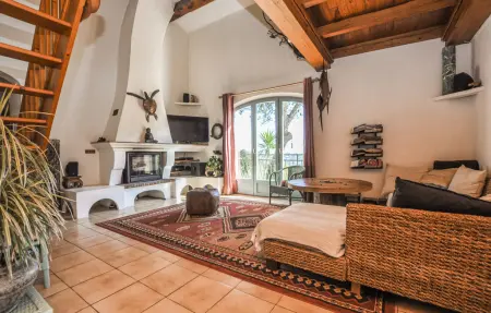 Belle maison en pleine nature, Maison 8 personnes à Fréjus - Photo 3