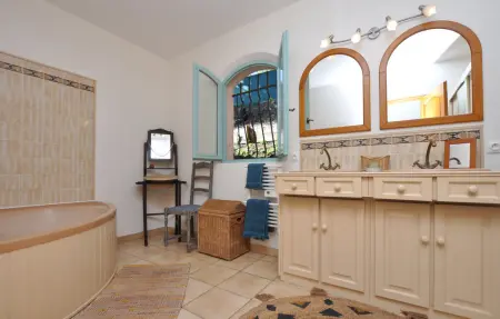 Belle maison en pleine nature, Maison 8 personnes à Fréjus - Photo 40
