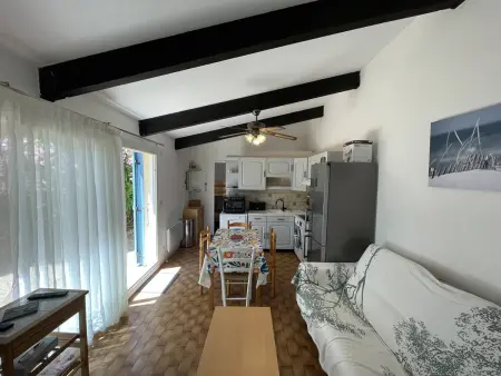 Charmant Pavillon T2 Cabine, 6 Couchages, Cour Privée, Piscine, Parking, Proche Plage - St Cyprien - Photo 1