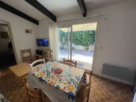 Charmant Pavillon T2 Cabine, 6 Couchages, Cour Privée, Piscine, Parking, Proche Plage - St Cyprien - Photo 7
