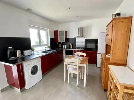 Maison Rénovée: 300m de la Mer, Terrasse, Jardin, WIFI, Animaux Ok - Photo 3