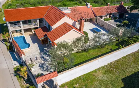 Maison 6 personnes à Benkovac - Photo 1