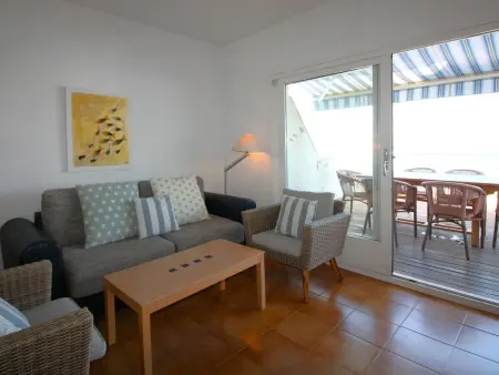 Appartement avec Terrasse et Climatisation, Proche Plage - Photo 6