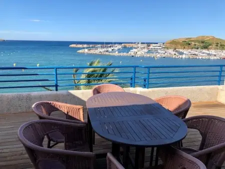 Appartement avec Terrasse et Climatisation, Proche Plage - Photo 28