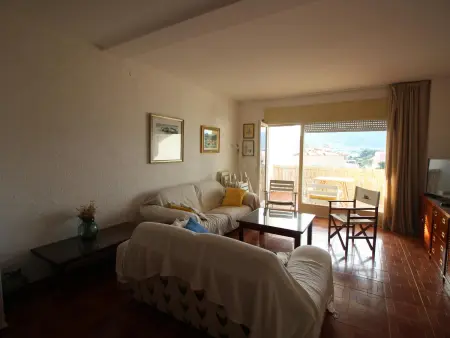 Maison spacieuse avec piscine et parking à Llançà - Photo 1