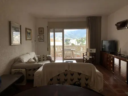 Maison spacieuse avec piscine et parking à Llançà - Photo 4