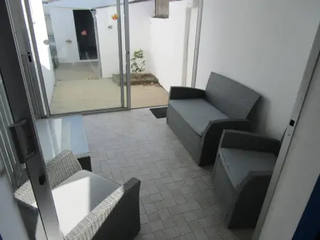 Maison calme proche centre-ville, 3 chambres, jardin, 1,2 km de la plage - Saint-Gilles-Croix-de-Vie - Photo 5