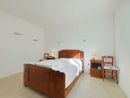 Maison calme proche centre-ville, 3 chambres, jardin, 1,2 km de la plage - Saint-Gilles-Croix-de-Vie - Photo 11