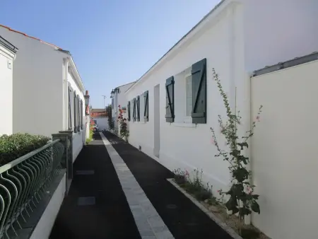 Maison calme proche centre-ville, 3 chambres, jardin, 1,2 km de la plage - Saint-Gilles-Croix-de-Vie - Photo 19