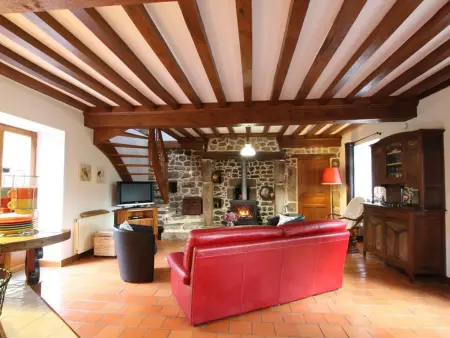 Gîte Charmant à Théville avec Cheminée et Jardin Clôturé - Photo 1