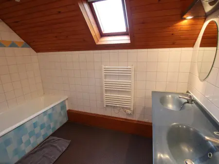 Maison mitoyenne à Surtainville: 4 chambres, proximité mer, animaux acceptés - Photo 16
