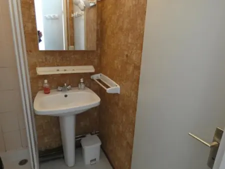 Maison familiale avec piscine, 5 personnes, près plage - Photo 4