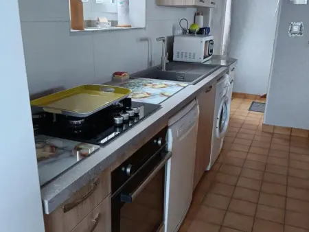 Charmante maison en pierre, proche plage, jardin clos, animaux acceptés, services en option - Photo 1