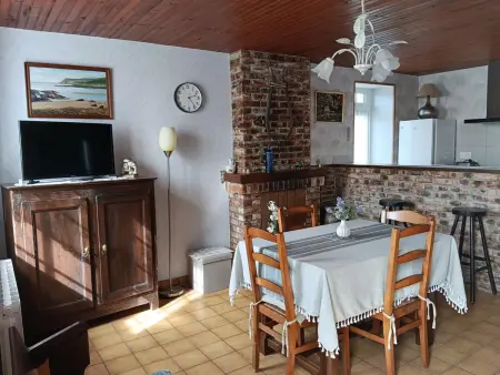 Charmante maison en pierre, proche plage, jardin clos, animaux acceptés, services en option - Photo 4