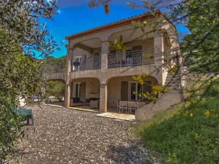 Le Jardin des Olives, Villa spacieuse avec piscine privée à Caunes - Photo 23
